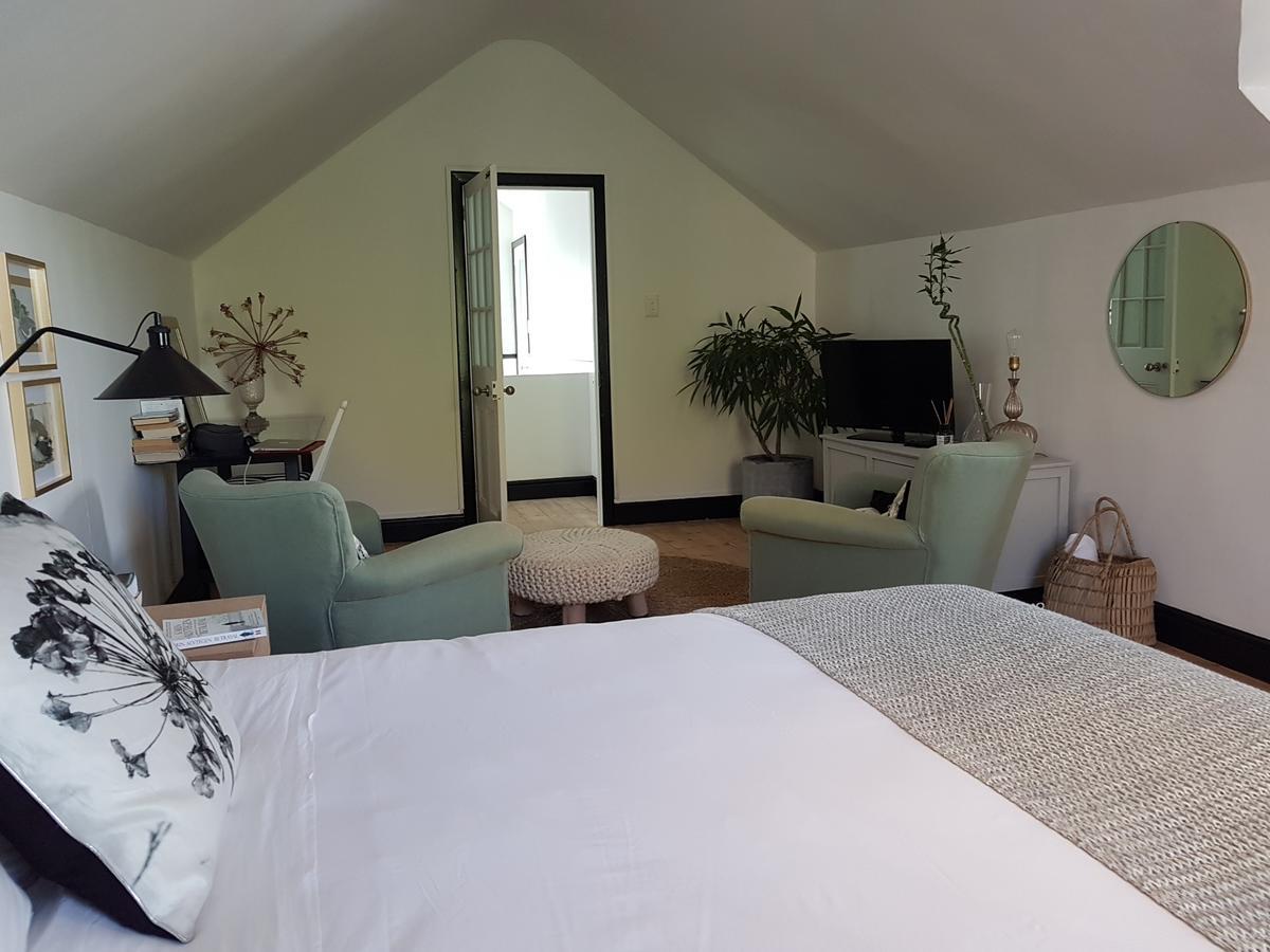 Gilmour Hill Bed & Breakfast Cape Town Exterior photo