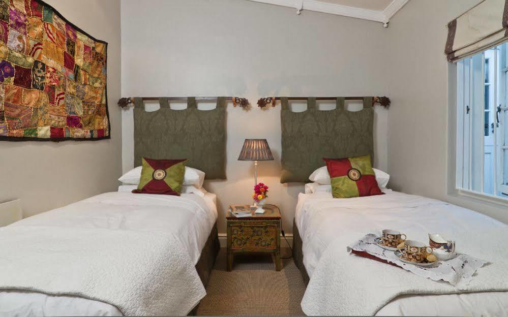 Gilmour Hill Bed & Breakfast Cape Town Exterior photo